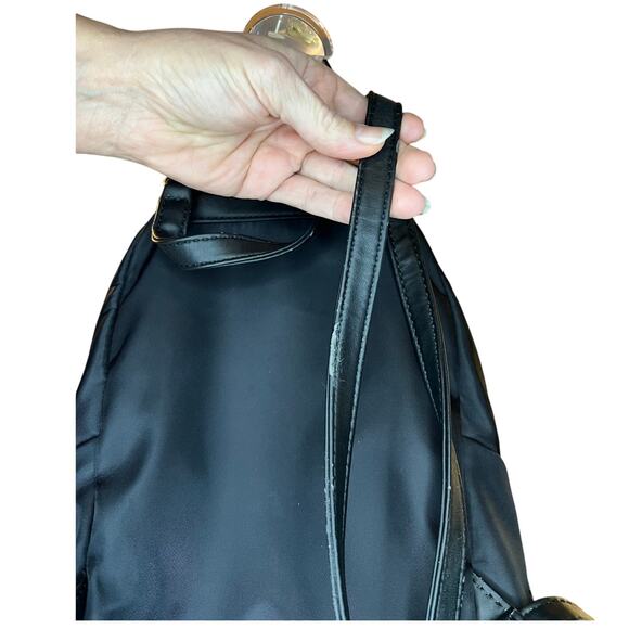 Guess Mini Backpack Black - Picture 3 of 3